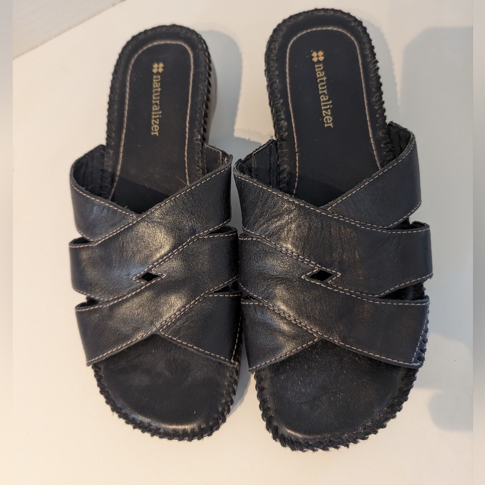 Naturalizer Risco Black Criss-Cross Slide‎ Sandals Sz. 7 1/2